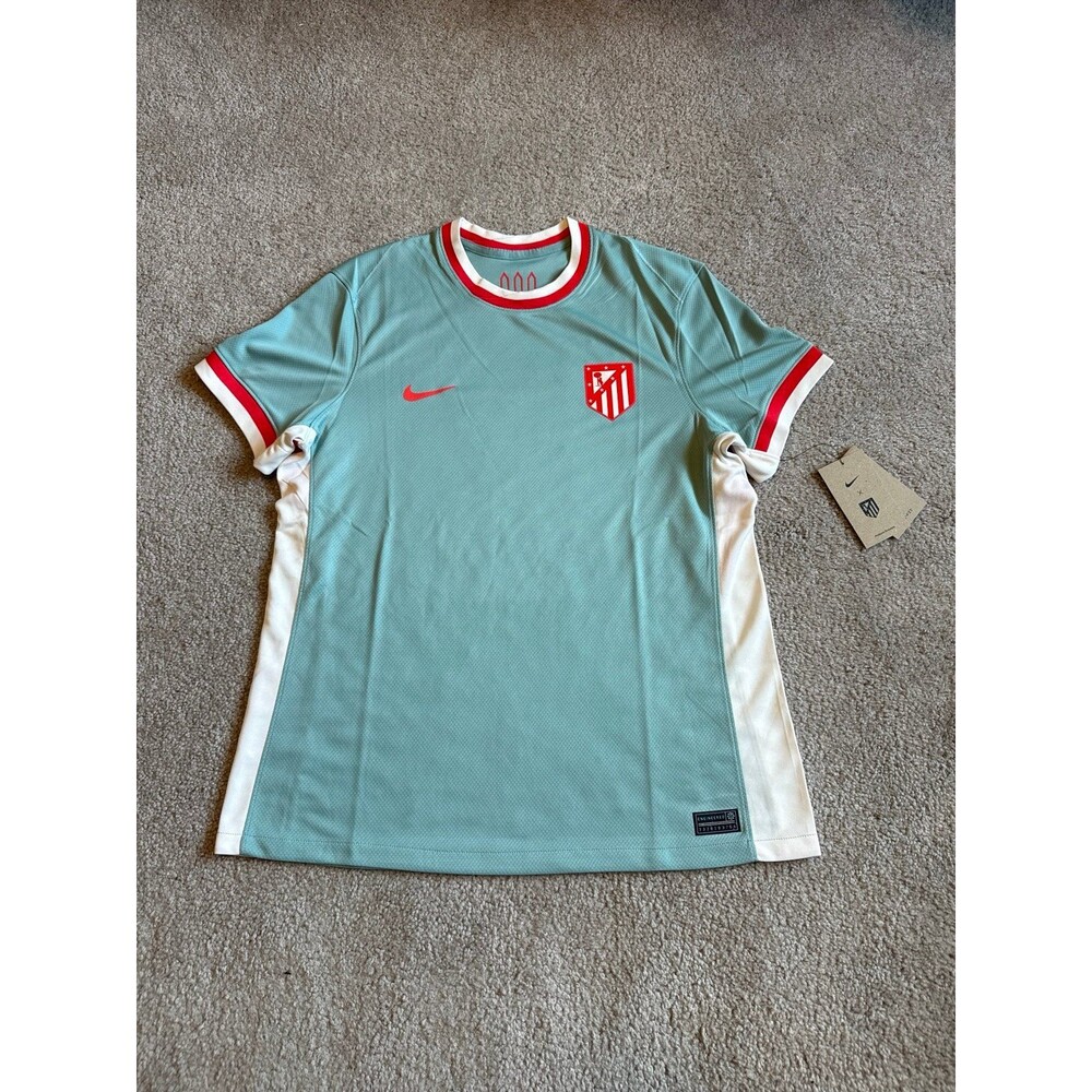 Athletico Madrid Nike NWT Women’s Soccer Jersey Size Medium